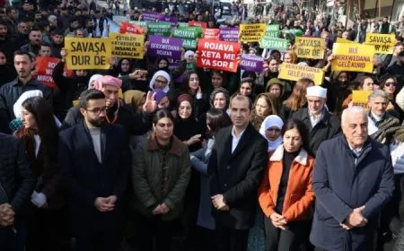 Cizîra Botan ji bo Rojava meşiya