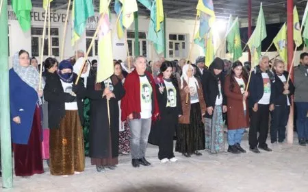 Çalakvanên nobeta li Mexmûrê: Dilê me li Rojava ye