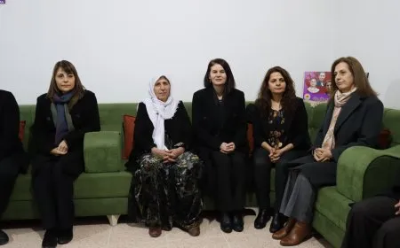 Şandeya Bakurê Kurdistanê serdana Kongra Star kir