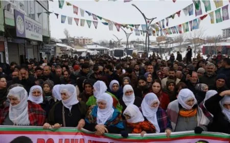 Gelê Erdîşê ji bo Rojava meşiya
