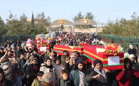 Gelê Kobanê 16 şehîdên parastina rûmeta xwe oxir kirin