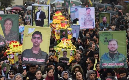 11 Cangoriyên azadiyê bi girseyî hatin oxirkirin