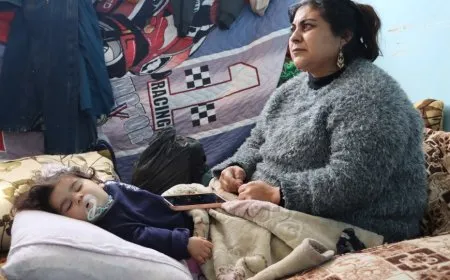 Koçberên ji Efrînê: Bila şer bisekine û em vegerin malên xwe
