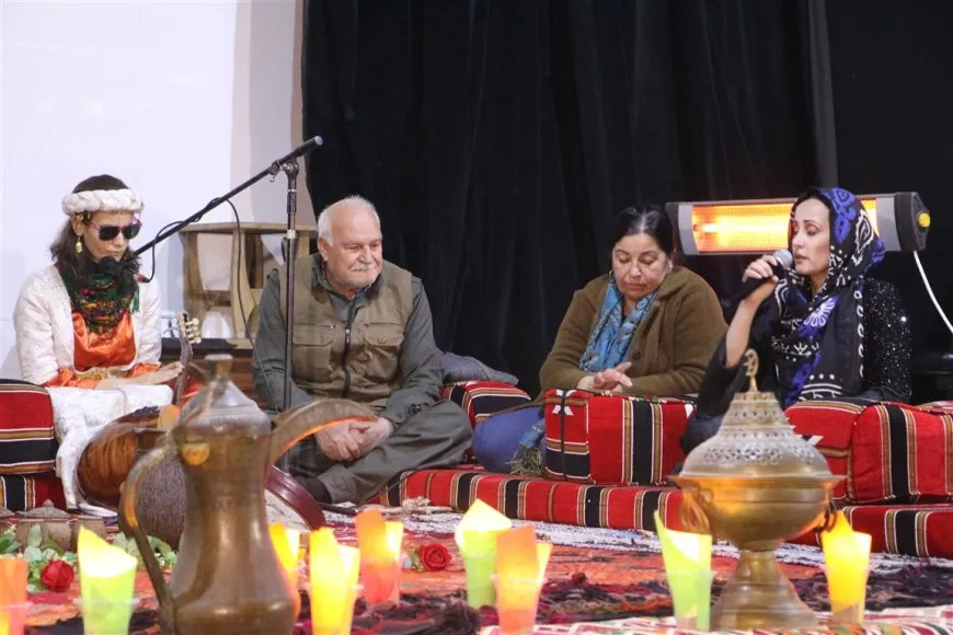 Li Hesekê Şehîdên Komkujiyên Parîsê hatin bibîranîn