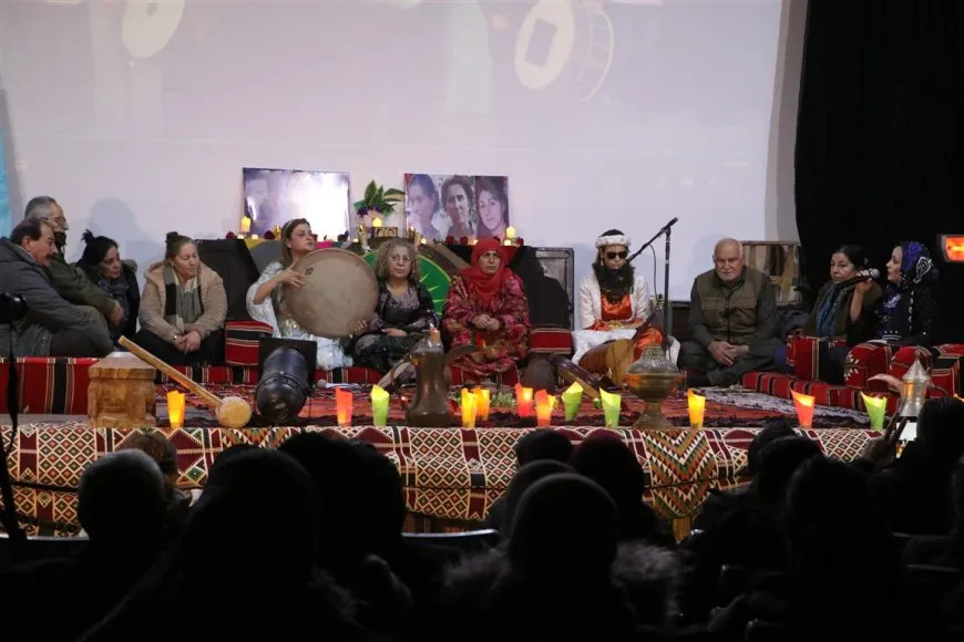 Li Hesekê Şehîdên Komkujiyên Parîsê hatin bibîranîn