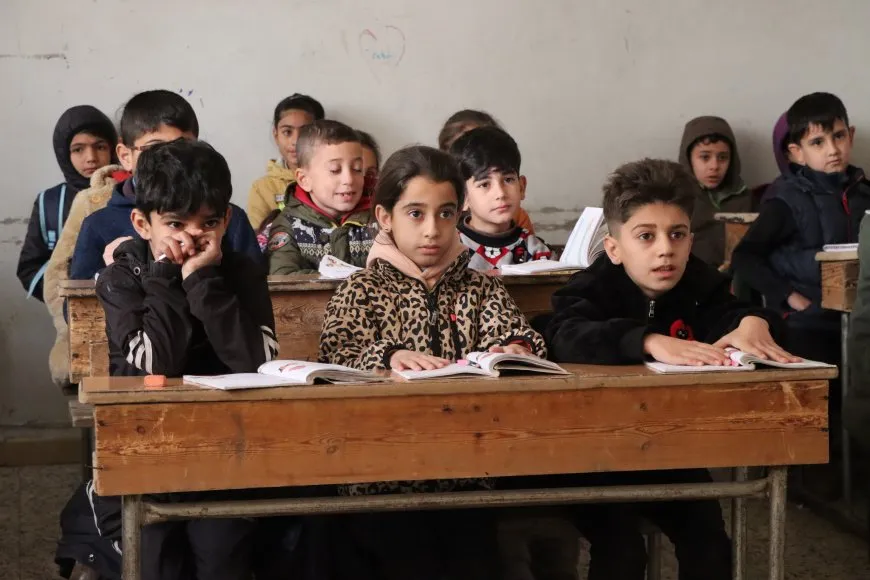 Li kantona Cizîrê dê rojên şemiyê jî perwerde bê dayîn
