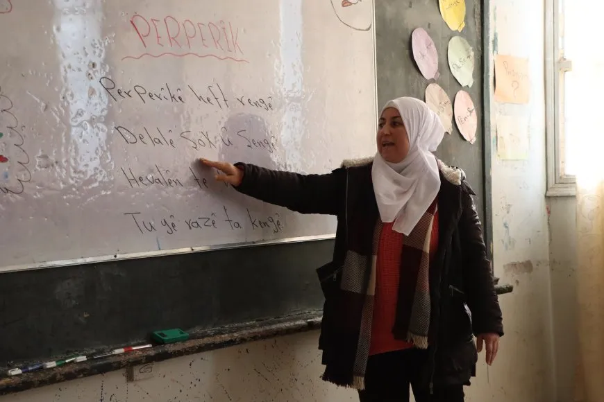 Li kantona Cizîrê dê rojên şemiyê jî perwerde bê dayîn