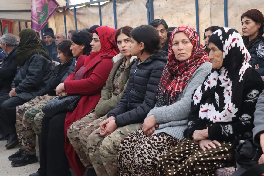 Ji bo şehîd Sarya Qamişlo merasîma xiyabî hat lidarxistin