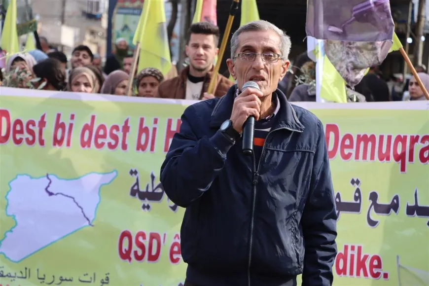 Şêniyên Dêrikê ambargo û êrişên li ser Şêxmeqsûd û Eşrefiyê şermezar kirin