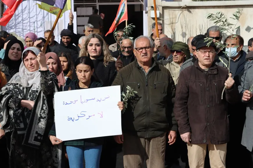 Şêniyên Cizîrê: Êrişên li dijî taxên Helebê sûcên mirovahiyê ne