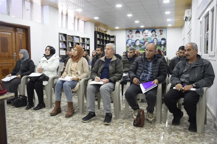 Manîfestoya Aştî û Civaka Demokratîk hatin nîqaşkirin