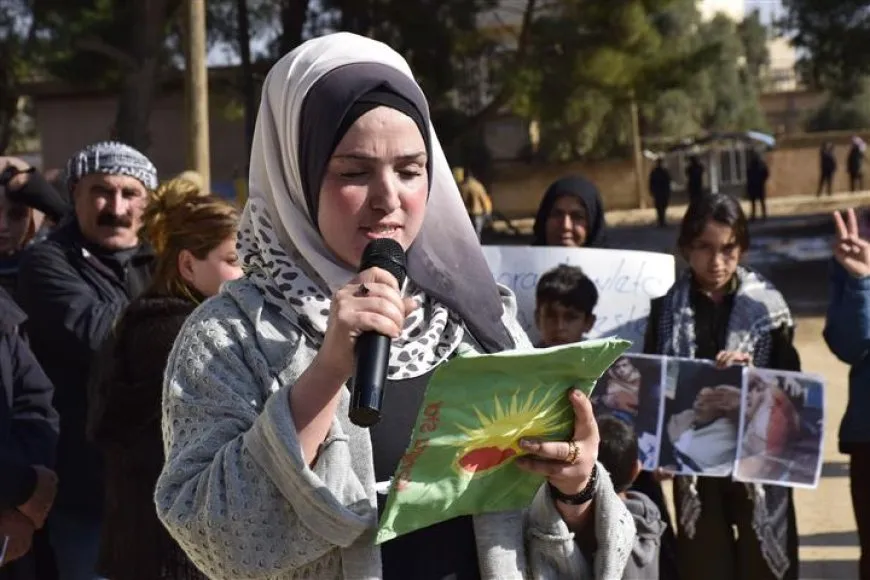 Gel bi daxuyanî û xwepêşandanan êrişên li dijî taxên Helebê şermezar kirin