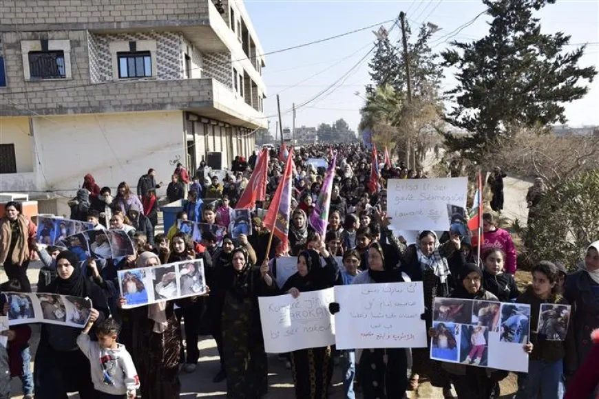Gel bi daxuyanî û xwepêşandanan êrişên li dijî taxên Helebê şermezar kirin