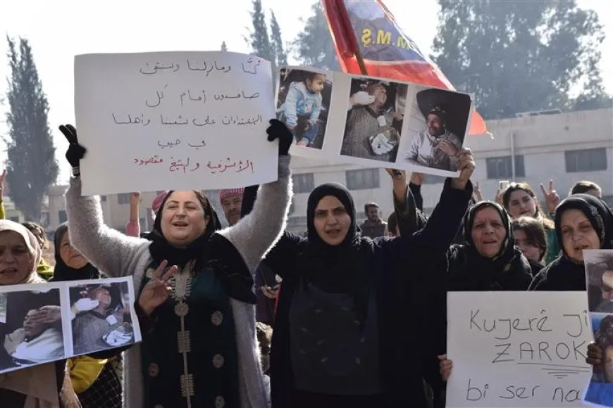 Gel bi daxuyanî û xwepêşandanan êrişên li dijî taxên Helebê şermezar kirin