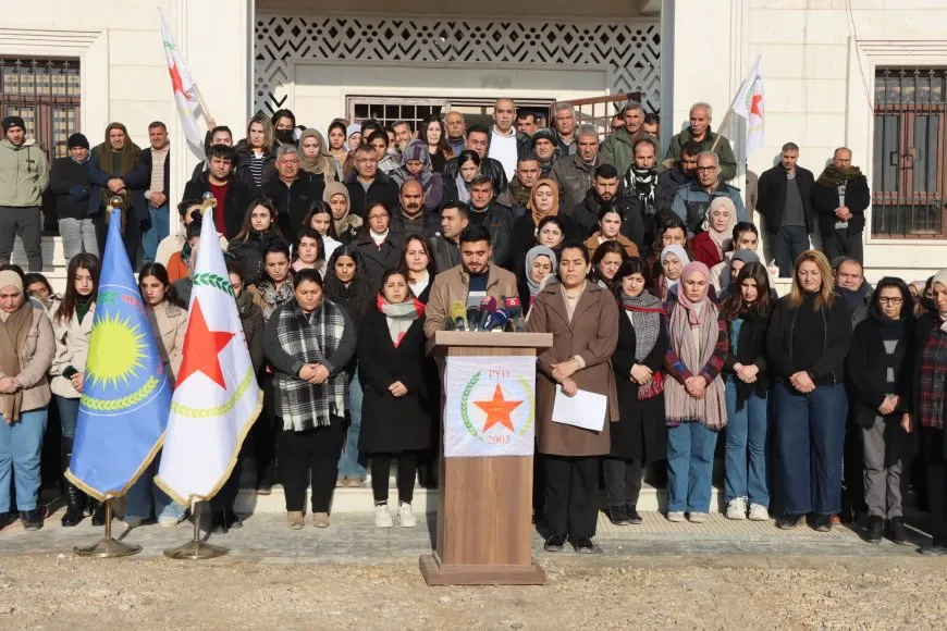Saziyên sivîl, tibî û rêxistinên siyasî êrişên li dijî taxên Helebê şermezar kirin