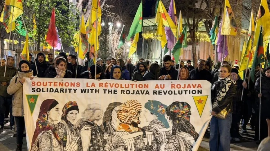 Kurdistaniyên li Ewropayê li dijî êrîşên li Helebê daketin kolanan