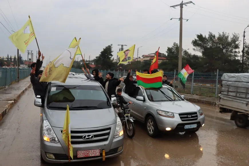 Li bajarên Cizîrê gel û ciwan ji bo Helebê li ser pêyan in