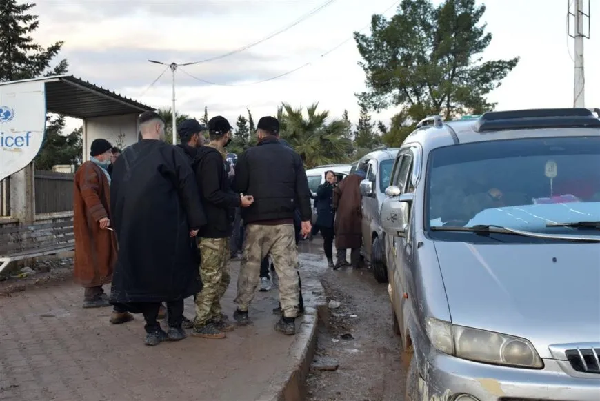 Karwanên piştgiriya Helebê gihaştin Hesekê