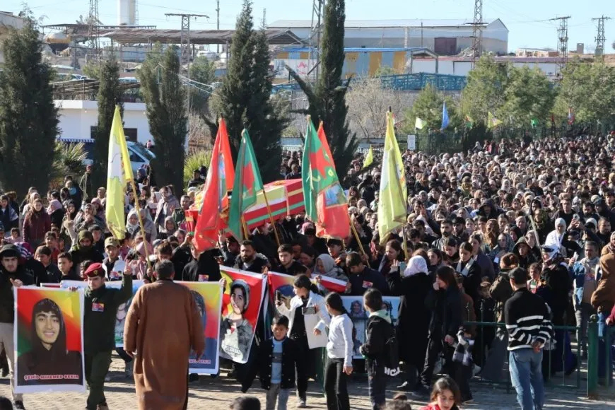 Li Kobanê merasîma du Şehîdan