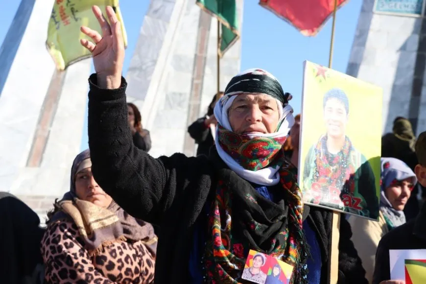Li Kobanê merasîma du Şehîdan