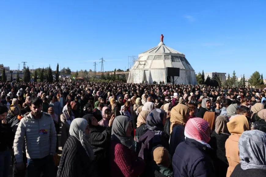 Li Kobanê merasîma du Şehîdan