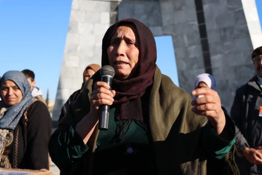 Li Kobanê merasîma du Şehîdan