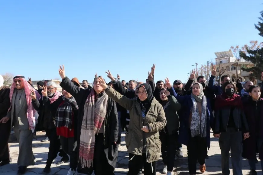 'Em ji piştgiriya berxwedana Şêxmeqsûd û Eşrefiyê bi paş ve venagerin'