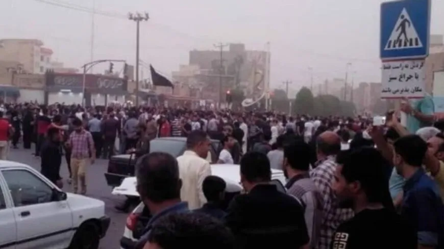 Xwepêşandanên li Îran û Rojhilatê Kurdistanê didomin