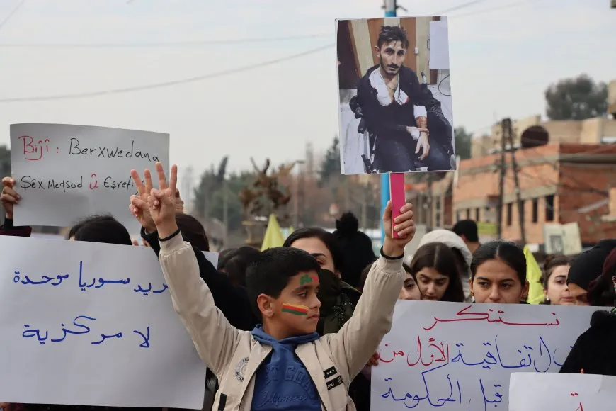 Gelên Cizîrê berxwedana Şêxmeqsûd, Eşrerfiyê û Benî Zêd silav kir