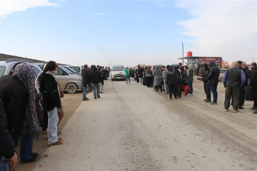 Karwana şêniyên Cizîrê û birîndarên taxên Şêxmeqsûd û Eşrefiyê gihiştin Hesekê