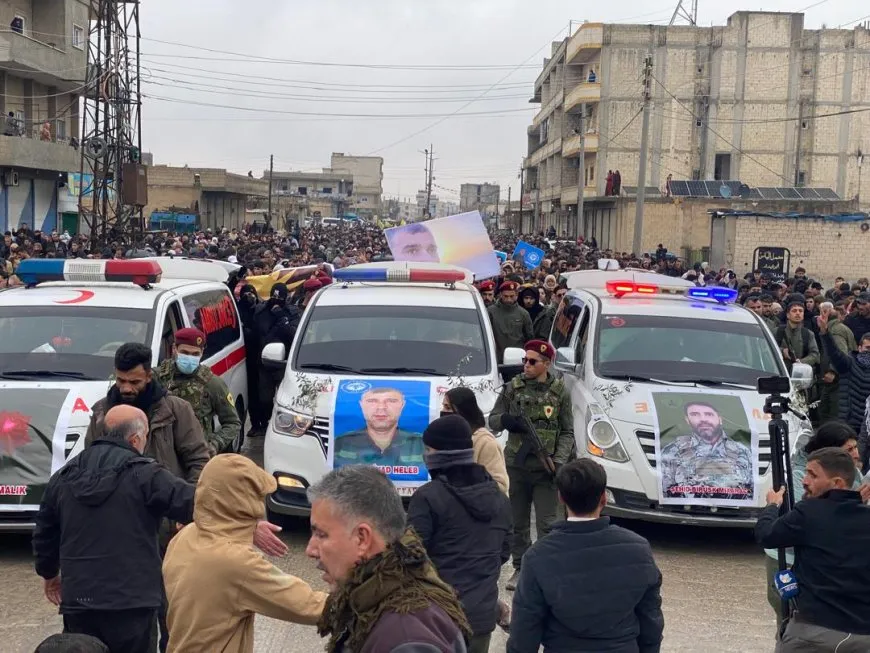 Karwanê cenazeyên şehîd Ziyad, Birûsk û Malik ber bi pakrewangehê ve bi rê ket