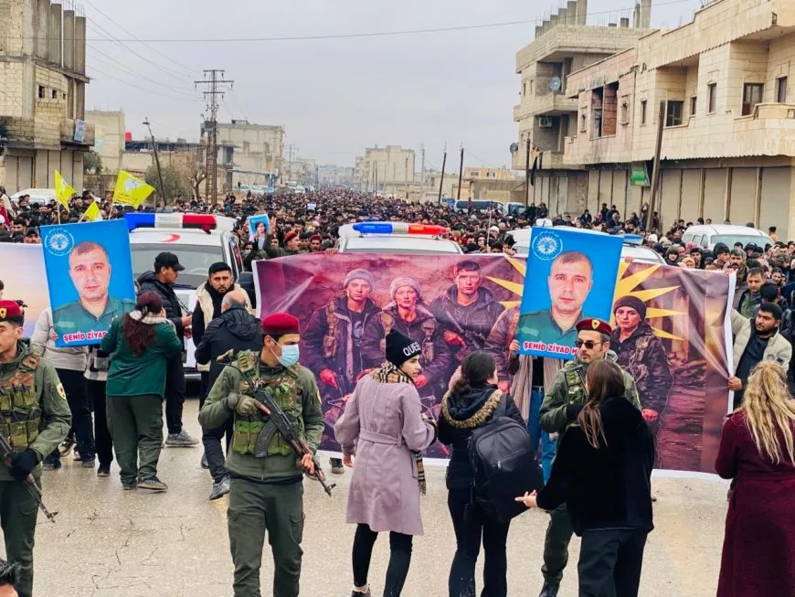 Cenazeyên şehîdan li Pakrewangeha Şehîd Dîcleyê bi girseyî hat pêşwazîkirin