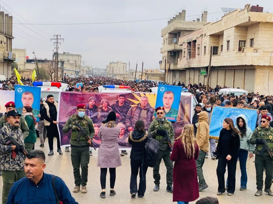 Cenazeyên şehîdan li Pakrewangeha Şehîd Dîcleyê bi girseyî hat pêşwazîkirin