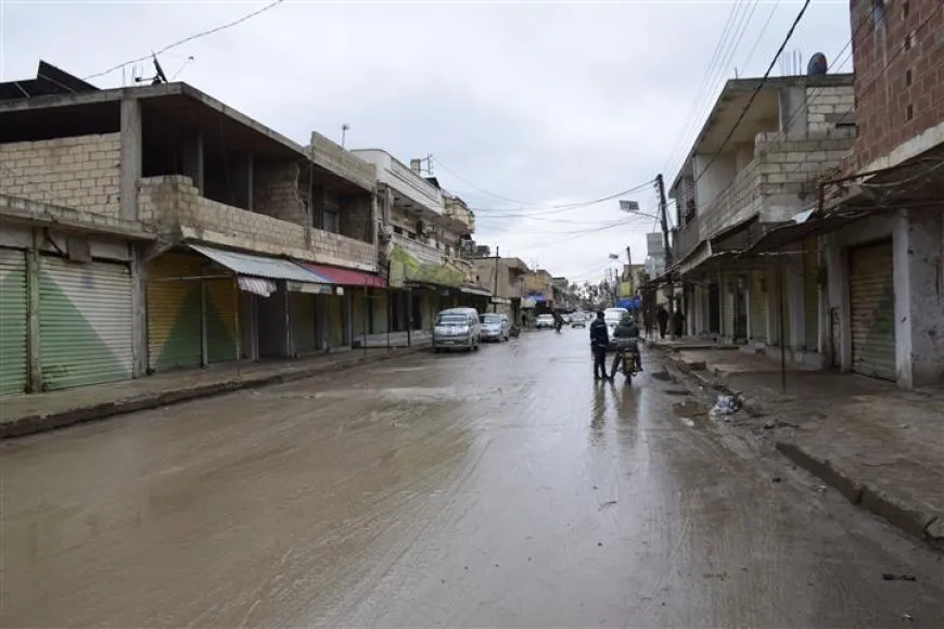 Li kantona Cizîrê dikan hatin girtin
