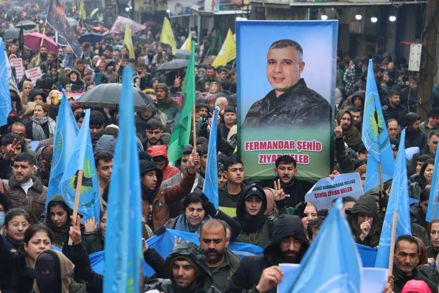 Bi meşeke girseyî şehîd Ziyad Heleb bi bîr anîn