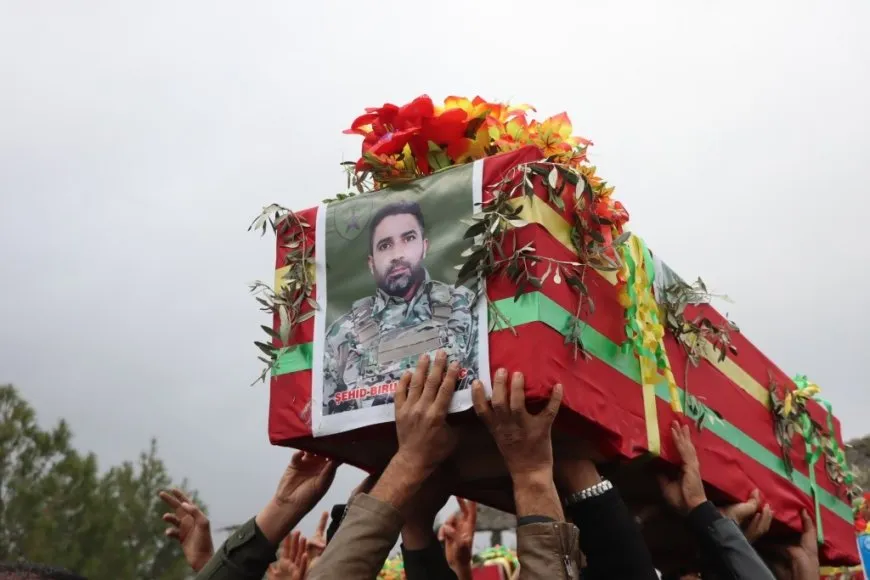 Bi deh hezaran kesî şehîd Ziyad, Birûsk û Malik oxir kirin