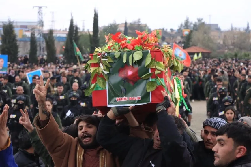 Bi deh hezaran kesî şehîd Ziyad, Birûsk û Malik oxir kirin
