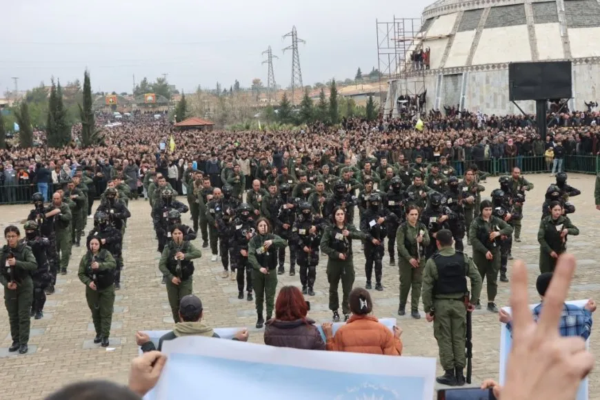 Bi deh hezaran kesî şehîd Ziyad, Birûsk û Malik oxir kirin