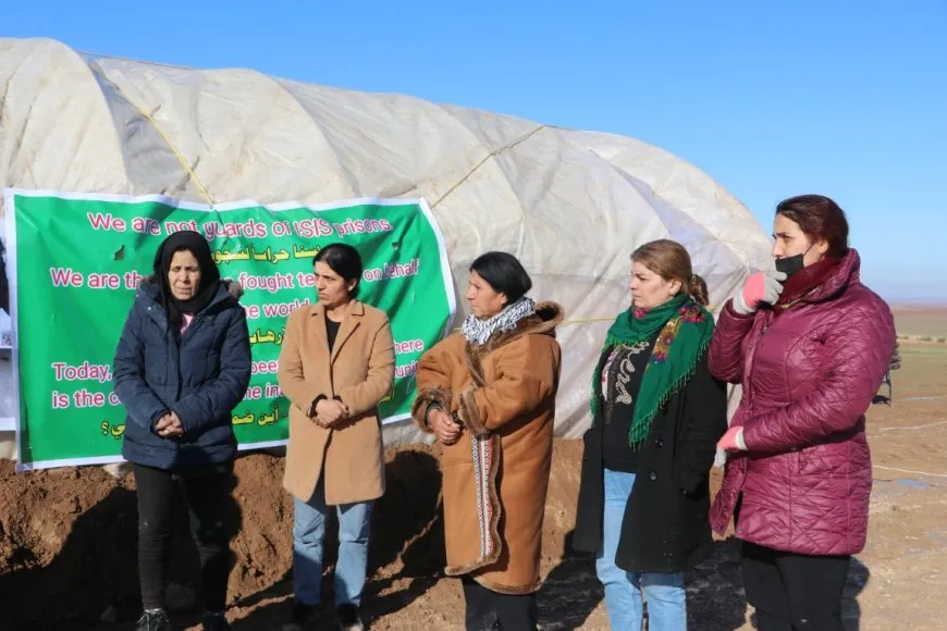 li pêşiya navenda koalîsyona navnetewî çalakiya şermezarkirinê