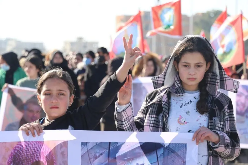 Êrişên çeteyên hikumeta demkî li Tebqayê hatin şermezarkirin