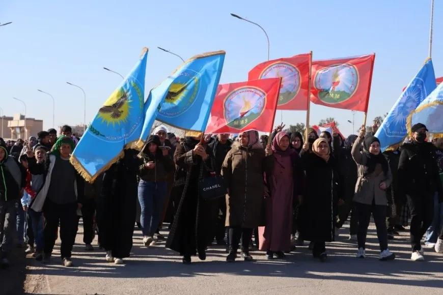 Êrişên çeteyên hikumeta demkî li Tebqayê hatin şermezarkirin