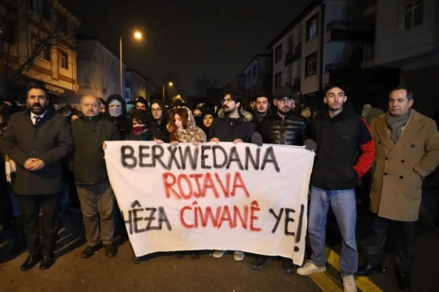 ˋRojava xeta sor a Kurdan eˊ