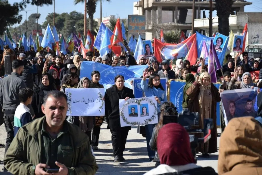 Ji gelê Reqayê peyam: Berxwedana Şêxmeqsûdê veguherî dibistana fedakariyê