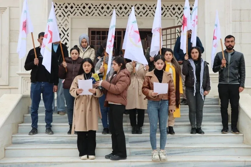 Ciwanên PYD’ê sûcên li Helebê û biryara El Şeri şermezar kirin