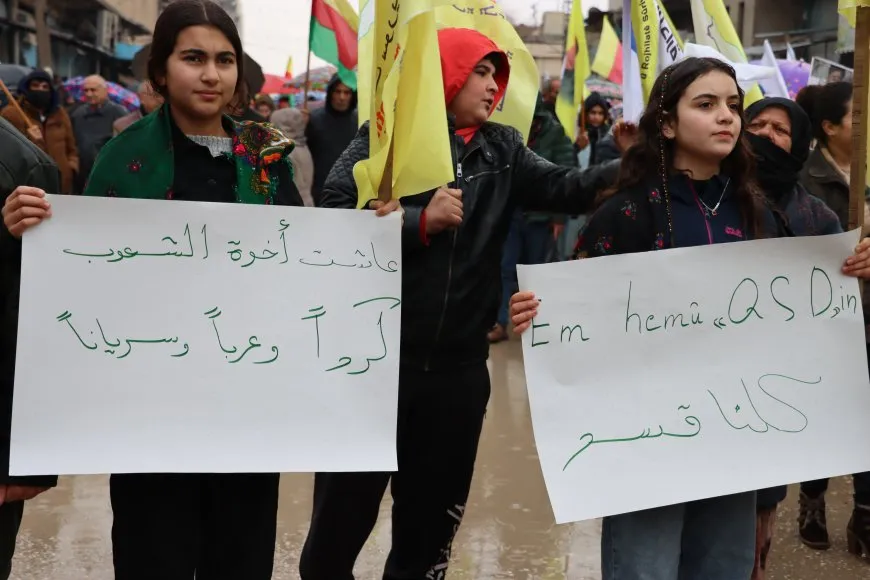Kantona Cizîrê bersiva seferberiyê da û herikî qadan