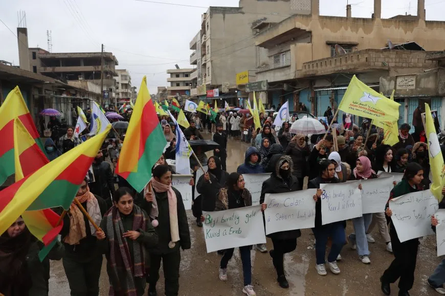 Kantona Cizîrê bersiva seferberiyê da û herikî qadan