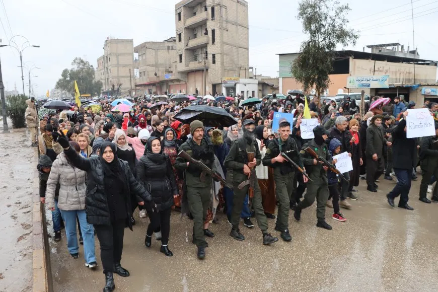 Kantona Cizîrê bersiva seferberiyê da û herikî qadan