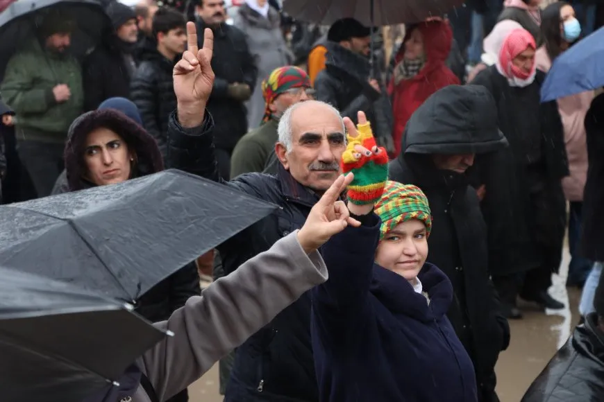Kantona Cizîrê bersiva seferberiyê da û herikî qadan