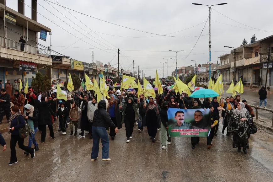 Kantona Cizîrê bersiva seferberiyê da û herikî qadan
