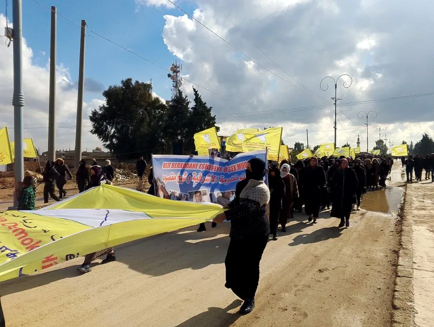 Şêniyên Til Hemîsê piştgirî da QSD’ê